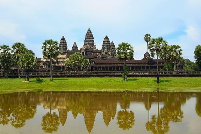 2-Day Angkor Wat Tour from Bangkok - Key points at a glance