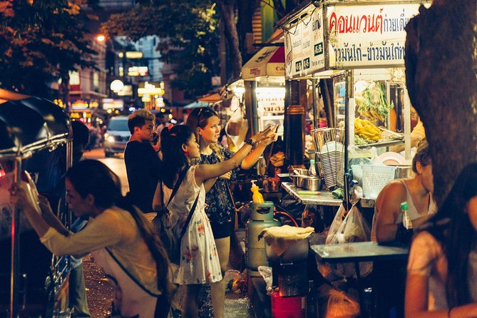 A Magical Evening in Bangkok: Private City Tour - Food, drinks, and the value of a local recommendation