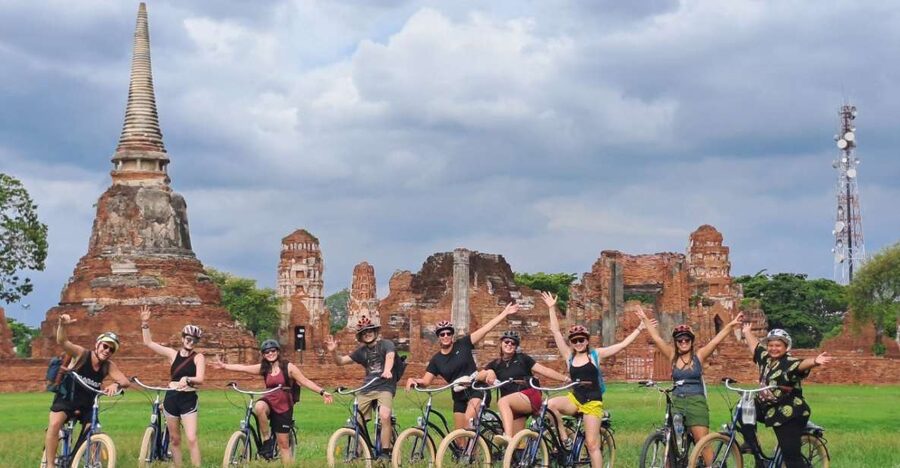 Ayutthaya City and Historical Park Bike Tour - Riverside cycling and the palm-leaf craft community
