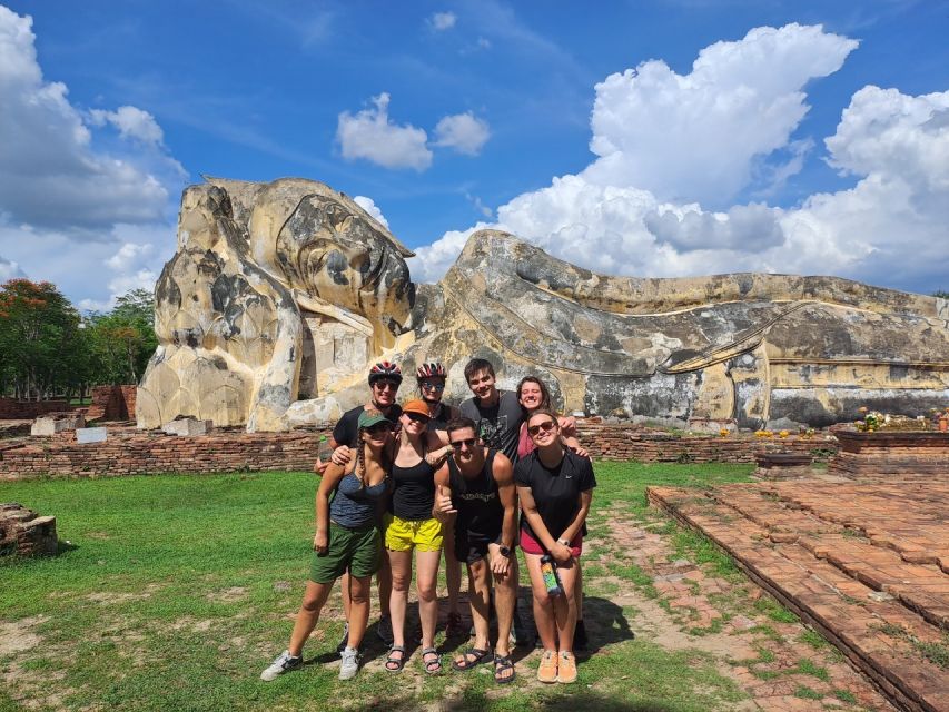 Ayutthaya City and Historical Park Bike Tour - Wat Mahathat and the famous Buddha image