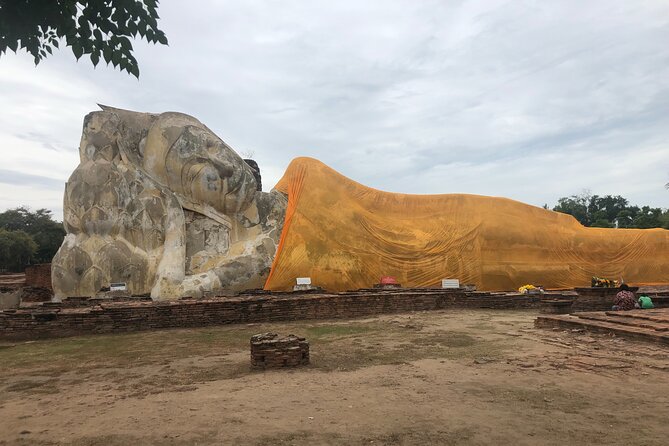 Ayutthaya Day Tour By Coach and Cruise - Wiharn Phra Mongkhon Bophit and its large bronze Buddha
