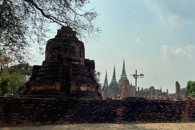 Ayutthaya Historical Old Capital day Tour from Bangkok - The guide can make or break the experience