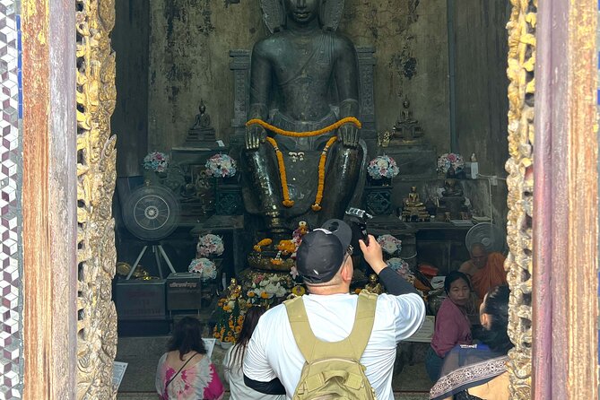 Ayutthaya’s Hidden Gems: Small Group Tour with Car & Local Guide - Ancient gold at Chao Sam Phraya National Museum
