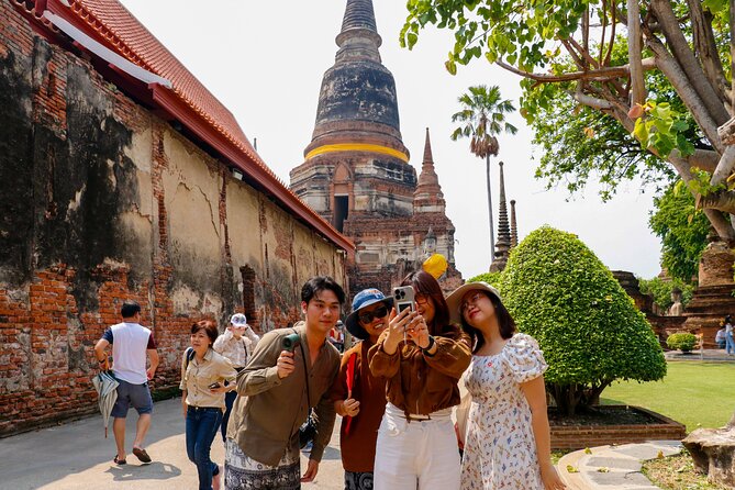 Ayutthaya Summer Palace and Temples Day Tour from Bangkok - Wat Chaiwatthanaram closes with the best views