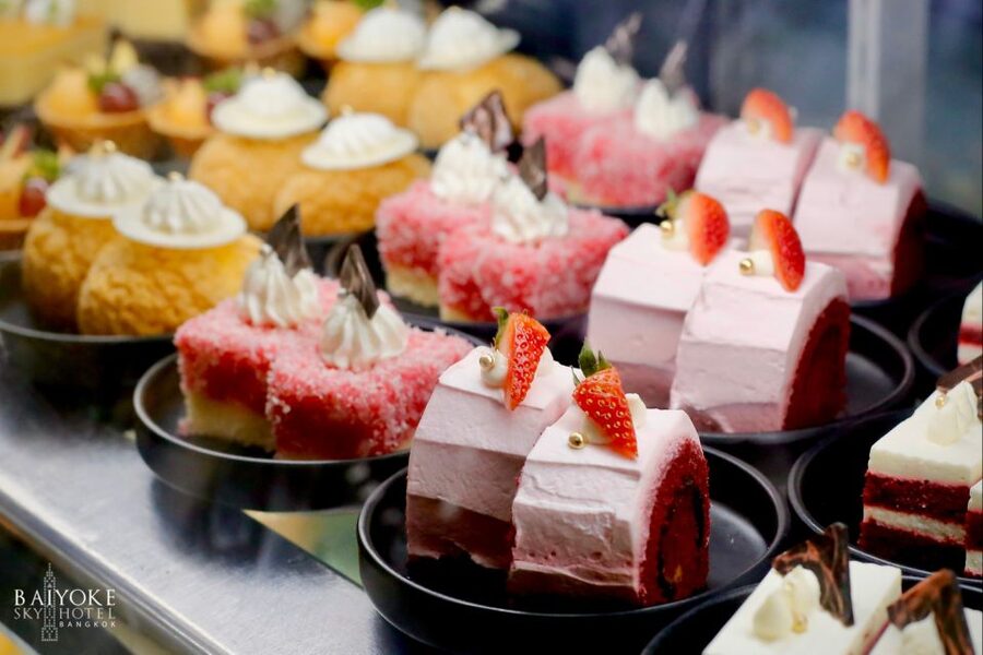 Baiyoke 82nd Floor Crystal Grill Buffet & Observation Deck - Key points at a glance