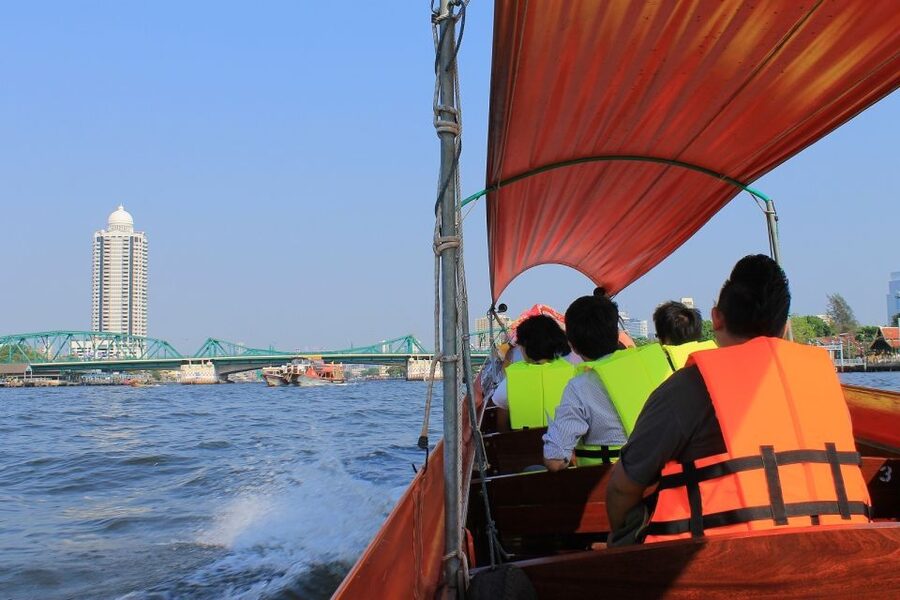 Bangkok: 2-Hour Canal Tour by Teak Boat - Who should book this canal tour