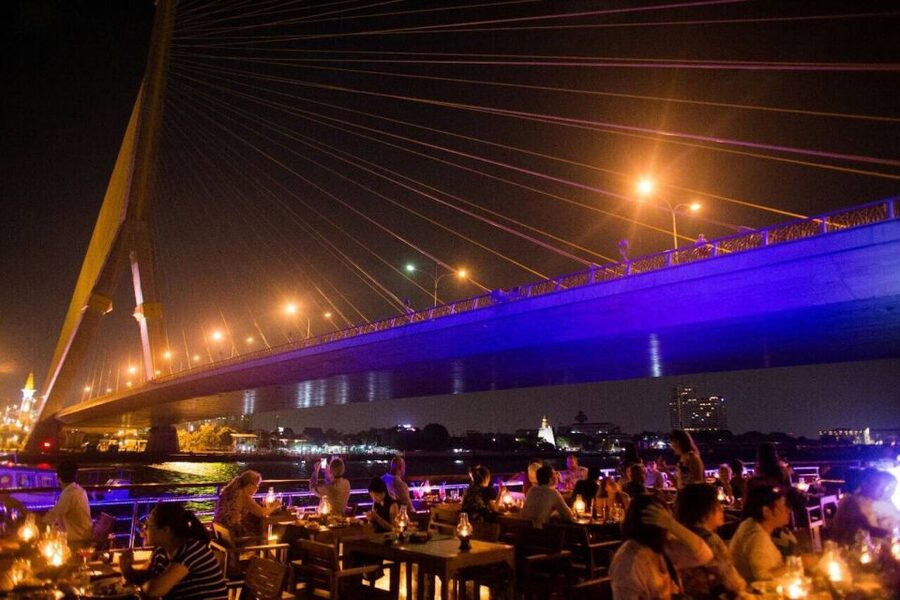 Bangkok: 2-Hour Dinner & Shows on White Orchid River Cruise - Seating, views, and comfort