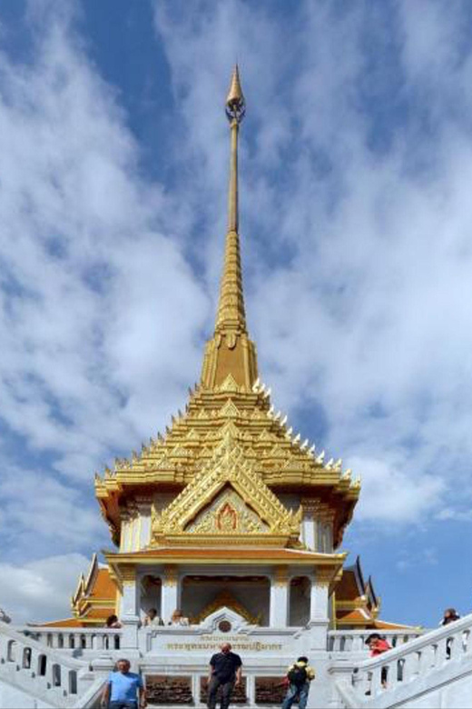 Bangkok: 2 Temple Tour (Golden Buddha + Marble Temple) - Wat Benchamabophit and its marble-and-Thai design
