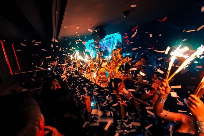 Bangkok After Dark: Pub Crawl Adventure - Hemingway is the right place to start