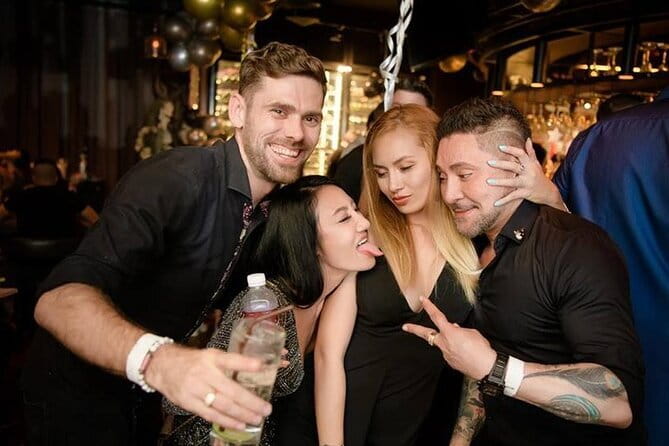 Bangkok After Dark: Pub Crawl Adventure - A 20-minute taste of Thai nightlife at La Paca Ya-Dong