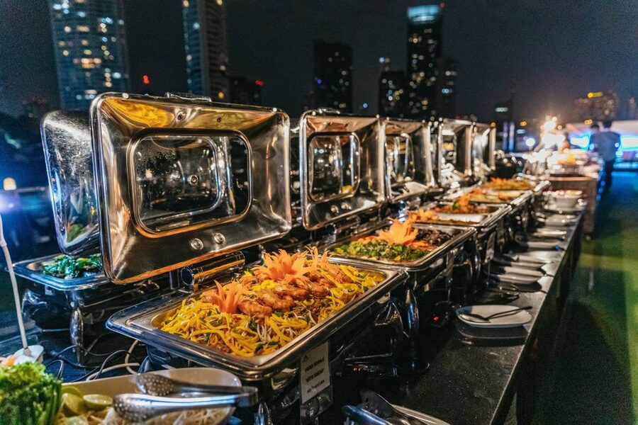 Bangkok: Alangka Luxury Buffet Dinner Cruise With Live Music - Price and overall value at $31