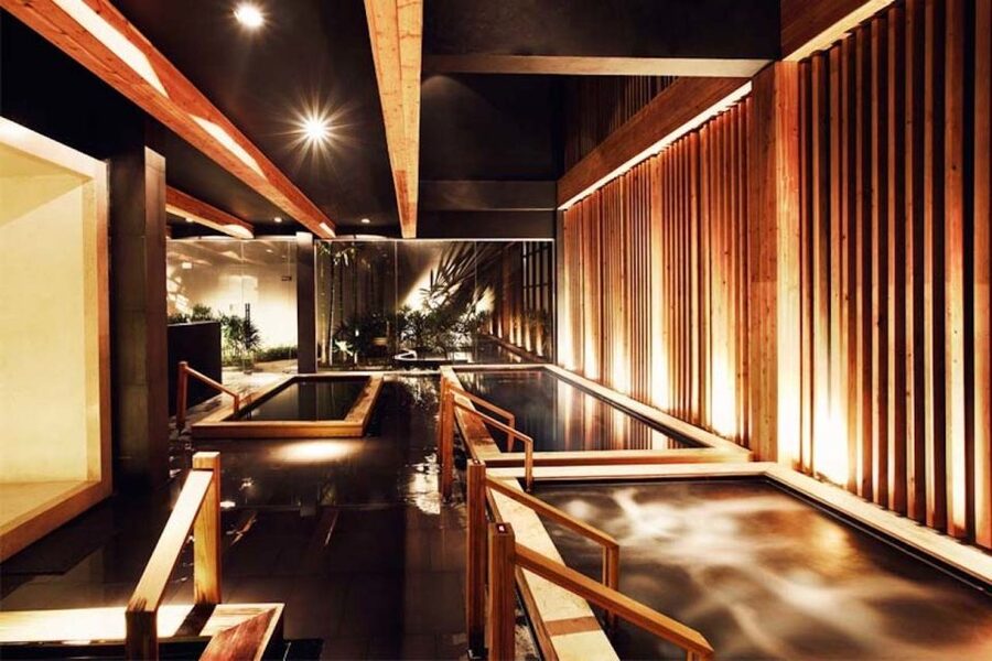 Bangkok: All-Day Pass to Yunomori Sathorn Onsen Bath and Spa - Pairing the onsen with a massage