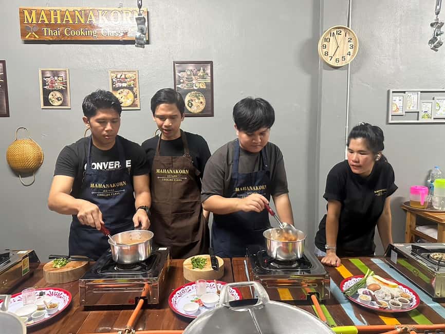 Bangkok: Authentic Thai Cooking Class with Local Host - Who should book this cooking class?