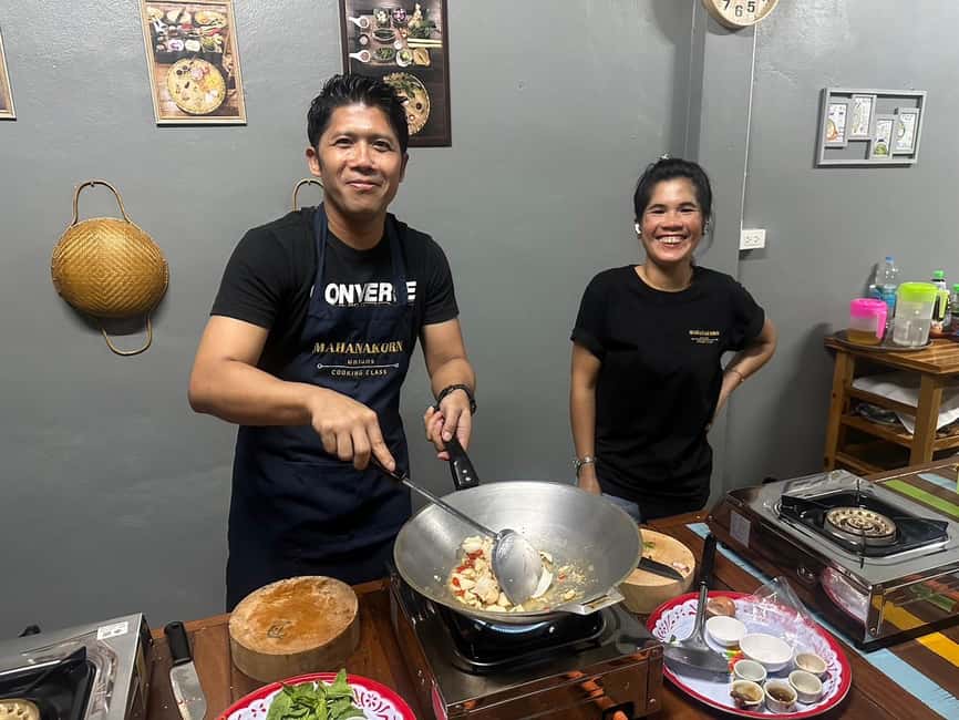 Bangkok: Authentic Thai Cooking Class with Local Host - Sitting down to eat what you made
