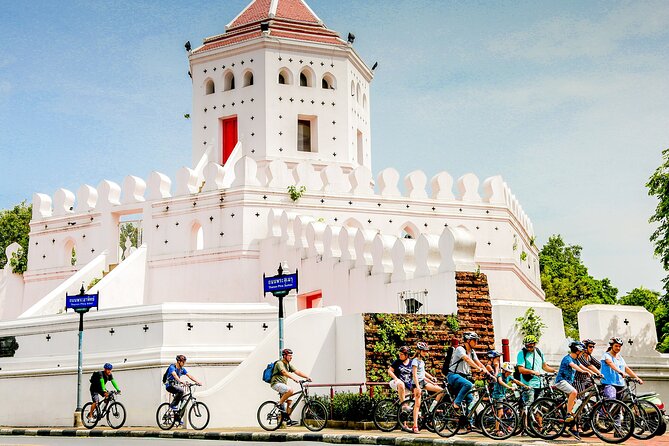 Bangkok: Backstreets and Temple Historic Bike Tour - What the riding really feels like