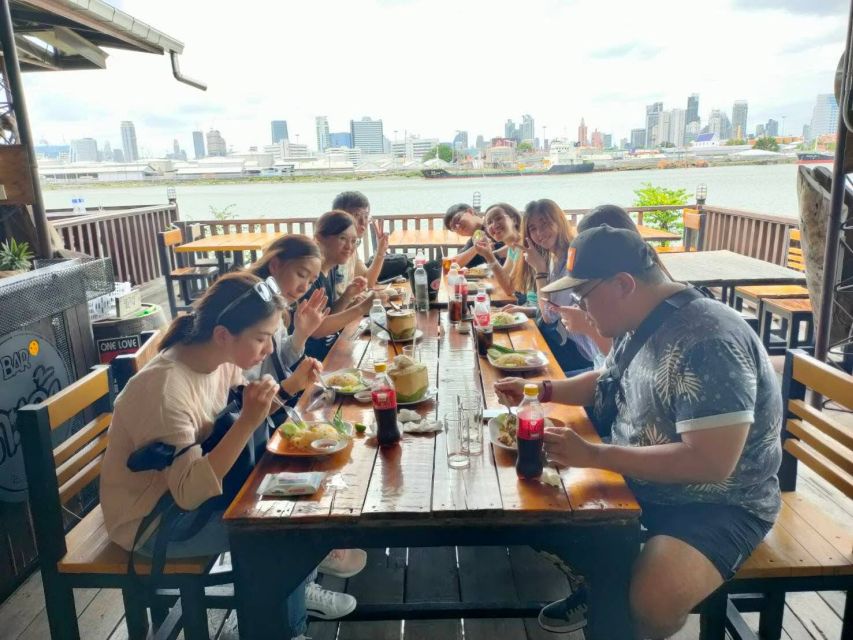 Bangkok: Bang Kachao E-Scooter Jungle Tour - What the guides add to the experience