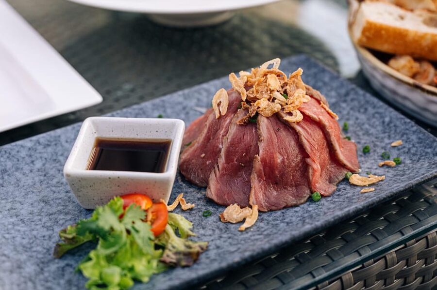 Bangkok: Barracuda Rooftop Bar Akara Hotel - Who will enjoy Barracuda most?