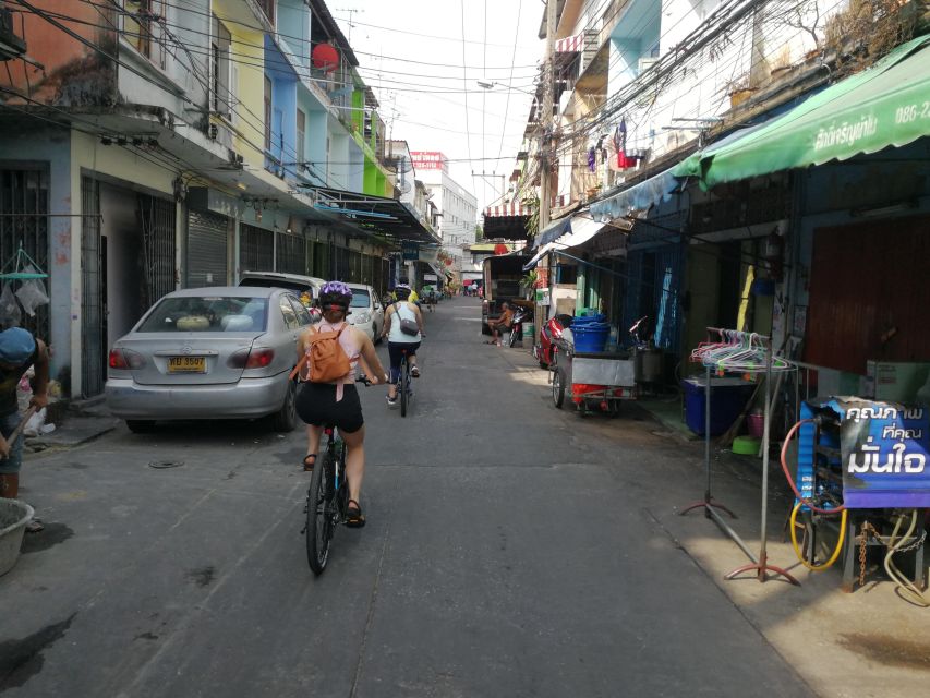 Bangkok: Bike and Canal Boat Tour with Lunch - The Artist’s House and canal-side Thai lunch