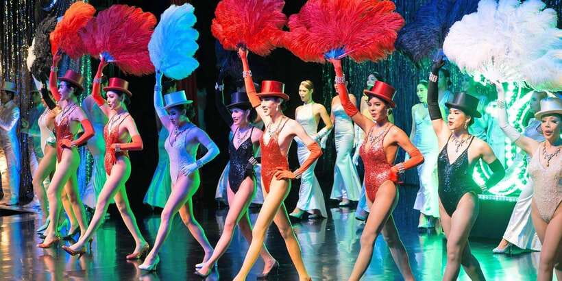 Bangkok: Calypso Cabaret Show with Thai Set Dinner - The optional Thai dinner and cultural performance