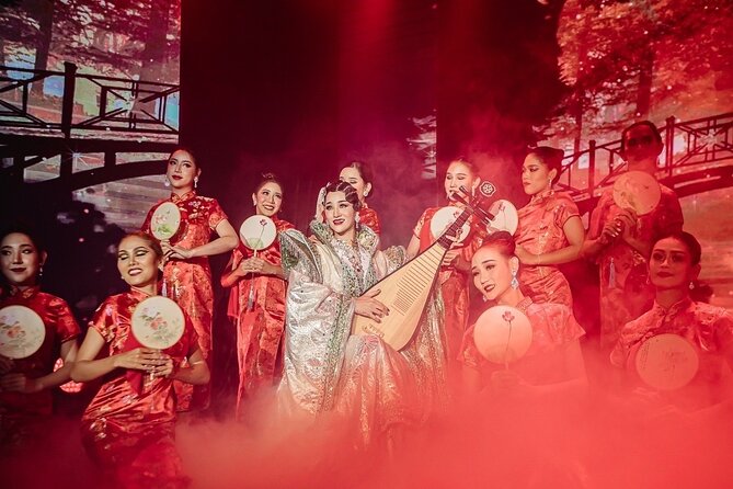 Bangkok Calypso Ladyboy Cabaret Live – Asiatique - The Asiatique Location Shapes the Evening