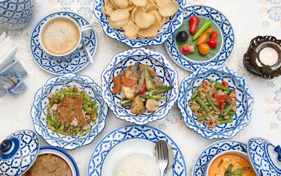 Bangkok: Calypso with Thai Classical Dance - How the food and show work together