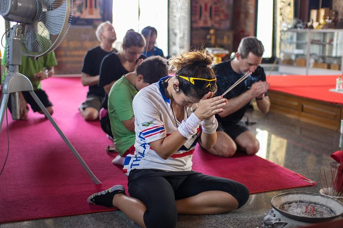 Bangkok Canal Tour by Boat and Bike - The guides and the small-group format