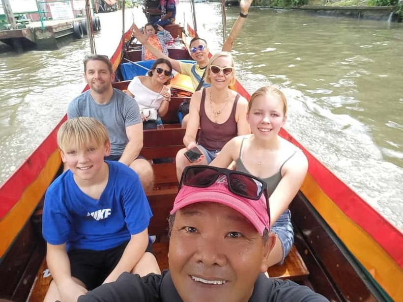 Bangkok: Canal Tour, River Local Life & Wat Arun Guide Visit - Seeing Bangkok’s riverside homes