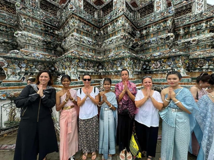 Bangkok: Canal Tour, River Local Life & Wat Arun Guide Visit - Meeting near Tha Tien Pier
