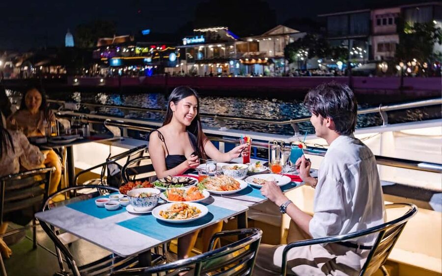 Bangkok: Carnival Dinner Cruise with Free-Flow Beer & Buffet - A floating carnival on the Chao Phraya