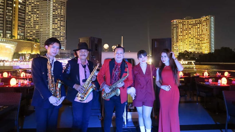 Bangkok: Chao Phraya Princess Dinner Cruise & Hotel Transfer - Buffet dinner with Thai and international choices