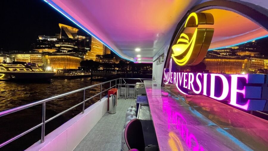 Bangkok: Chao Phraya River Buffet Dinner Cruise - Key points to know before you book