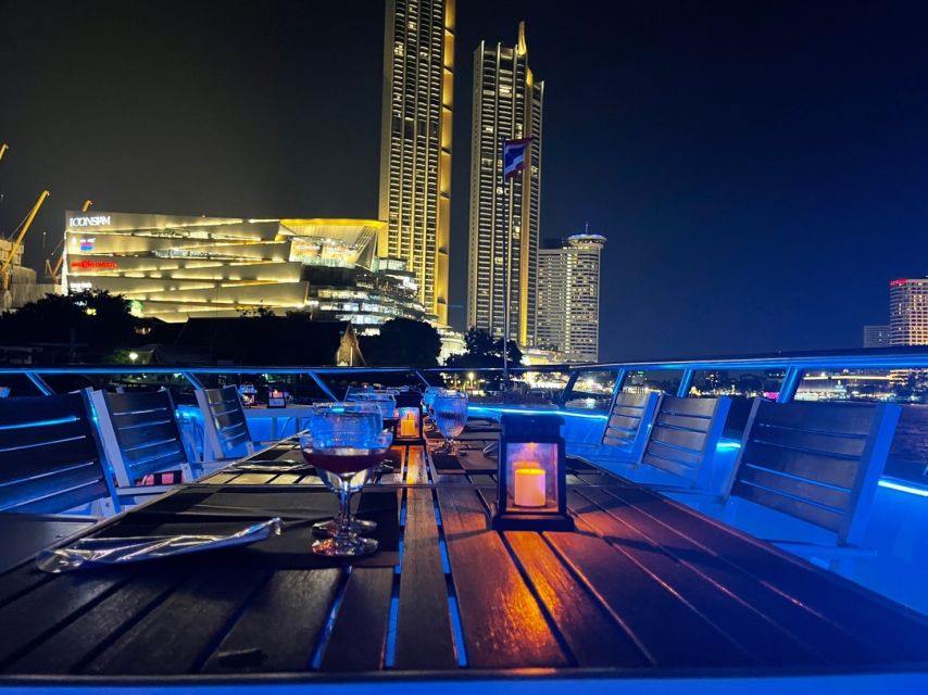 Bangkok: Chao Phraya River Buffet Dinner Cruise - The first look at Bangkok from the Chao Phraya