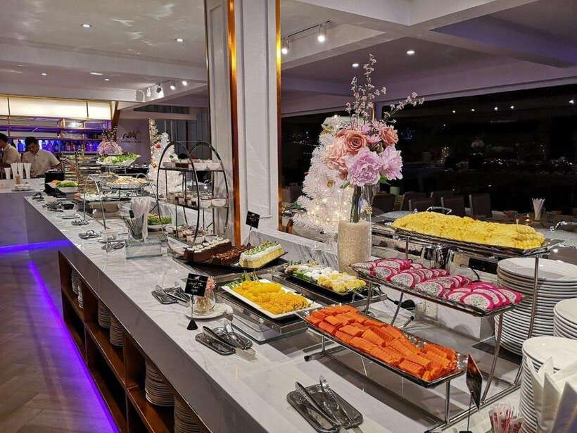 Bangkok: Chao Phraya River Meridian Cruise with Buffet - Choosing between sunset and dinner departures