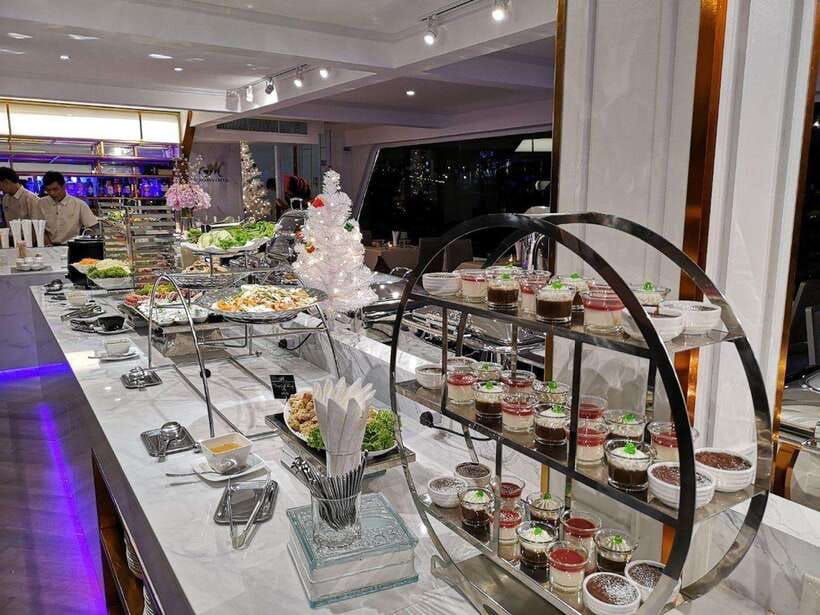 Bangkok: Chao Phraya River Meridian Cruise with Buffet - Getting oriented at ICONSIAM