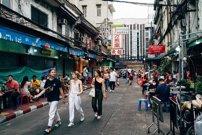Bangkok: Chinatown By Night Walking Tour - Why Chinatown Works Better After Dark