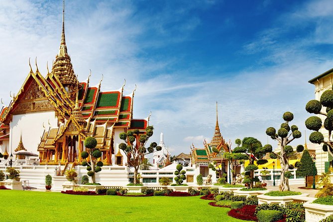 Bangkok: City Highlights Temple and Market Walking Tour - What the Bangkok temple tour actually covers