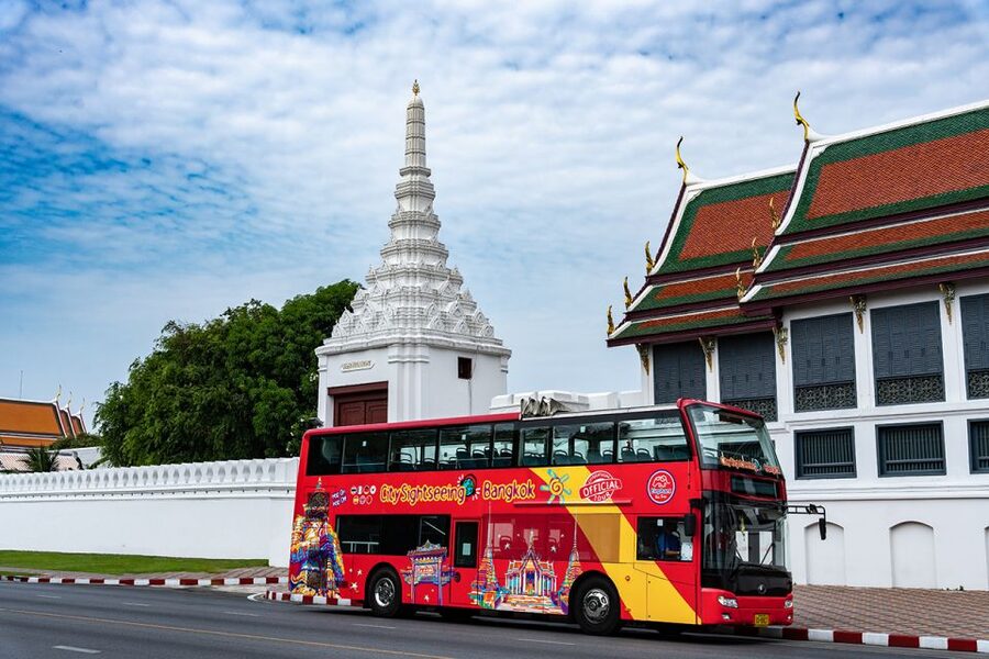 Bangkok: City Sightseeing Hop-On Hop-Off Bus Tour - Who should book this bus?