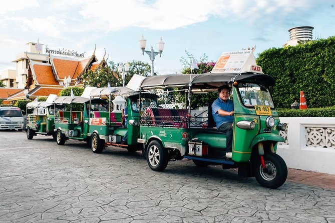 Bangkok Combo: Tuk Tuk App Pass, Chao Phraya Boat & E-sim - How the Bangkok Tuk-Tuk Pass Works