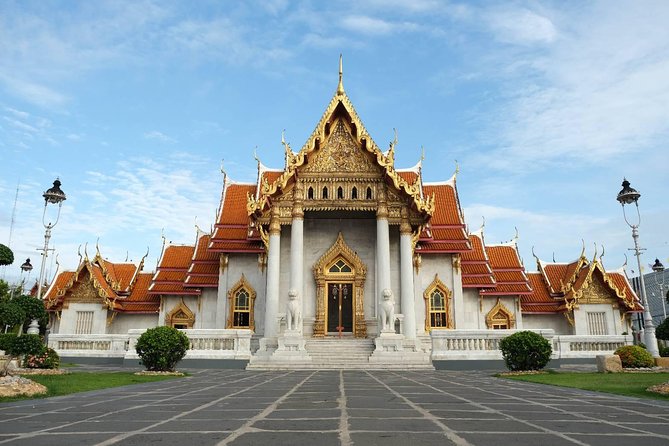 Bangkok Combo: Tuk Tuk App Pass, Chao Phraya Boat & E-sim - What the Service Does Well
