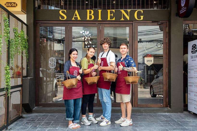 Bangkok: Cooking Class with Market Visit & Tuk Tuk Ride - What to bring and what to expect