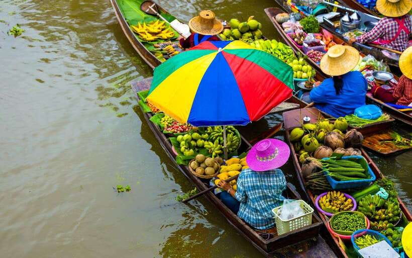 Bangkok: Damnoen Saduak and Train Market with Boat Ride - Exploring Damnoen Saduak and Lao Tuk Luck