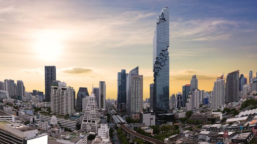 Bangkok: Damnoen Saduak, Train Market & Mahanakhon Day Trip - Who should book this $23 tour?