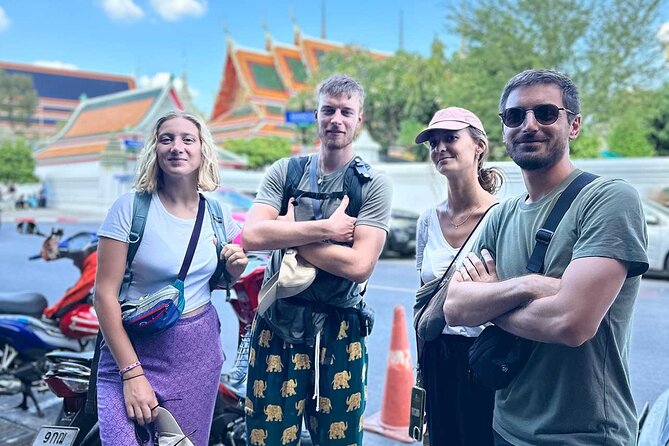 Bangkok Day Tour: Food, Temple & Tuk-Tuk - How the guides shape the experience