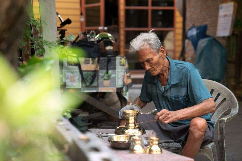 Bangkok Electric Tuk Tuk: Street Food & Markets - Wang Lang Market: the main food stop