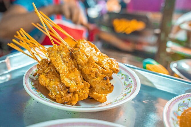 Bangkok Evening Food Tour by Tuktuk - Why this Bangkok food tour is different