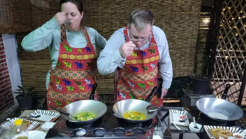 Bangkok: Favourite Thai Flavors Cooking Class by Smart Cook - Sweet sticky rice with mango ends the meal