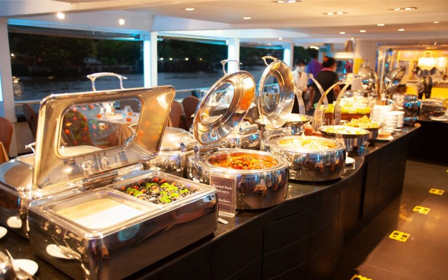 Bangkok: Grand Chao Phraya Dinner Cruise with Live Show - Starting at Asiatique, Bangkok’s evening meeting point
