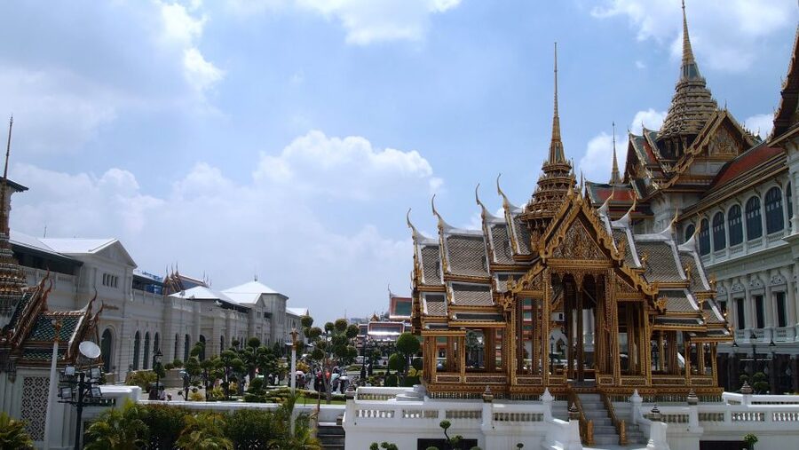 Bangkok: Grand palace and Iconic temple Half-Day Private - Booking details worth knowing