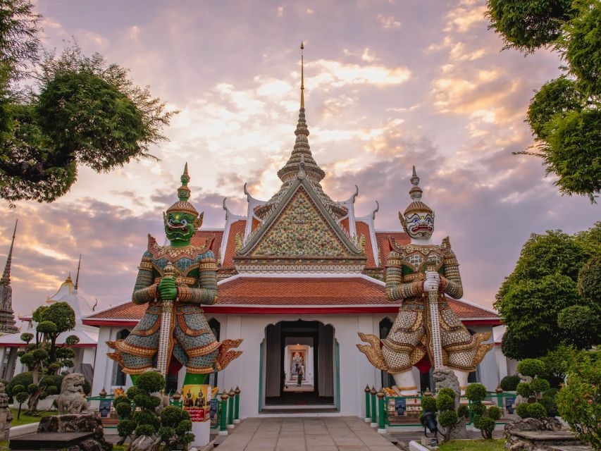 Bangkok: Grand Palace and Wat Arun Guided Walking Tour - Starting at Tha Chang beside the Grand Palace