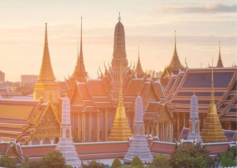 Bangkok: Grand Palace & Emerald Buddha Entry with Audioguide - The ticket detail that can make or break the visit